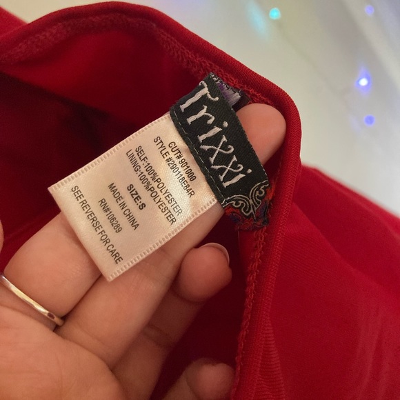 Floor length red rhinestone dress - Picture 2 of 3